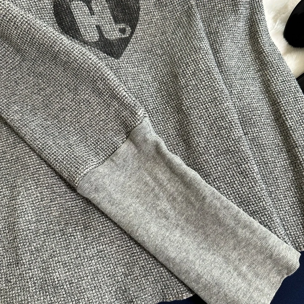 Harajuku Lovers Gray Waffle Hoodie Sz M - Picture 10 of 10